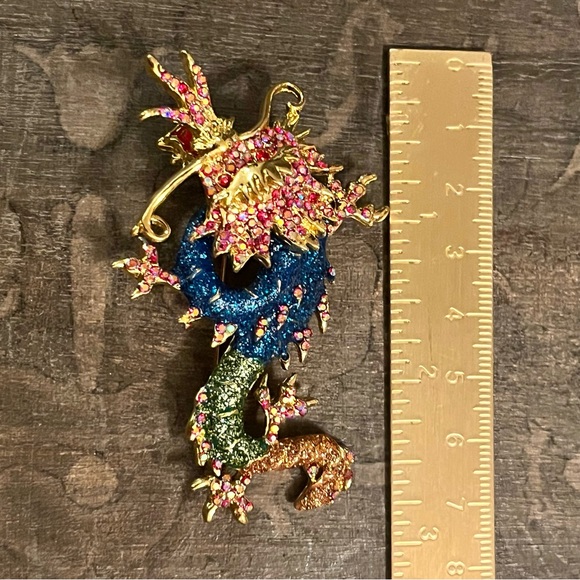 🐲 NEW Dragon Rhinestone Pin Brooch - Picture 8 of 8